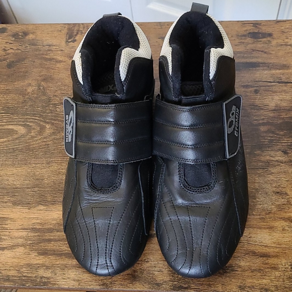 ŌTOMIX SHOES